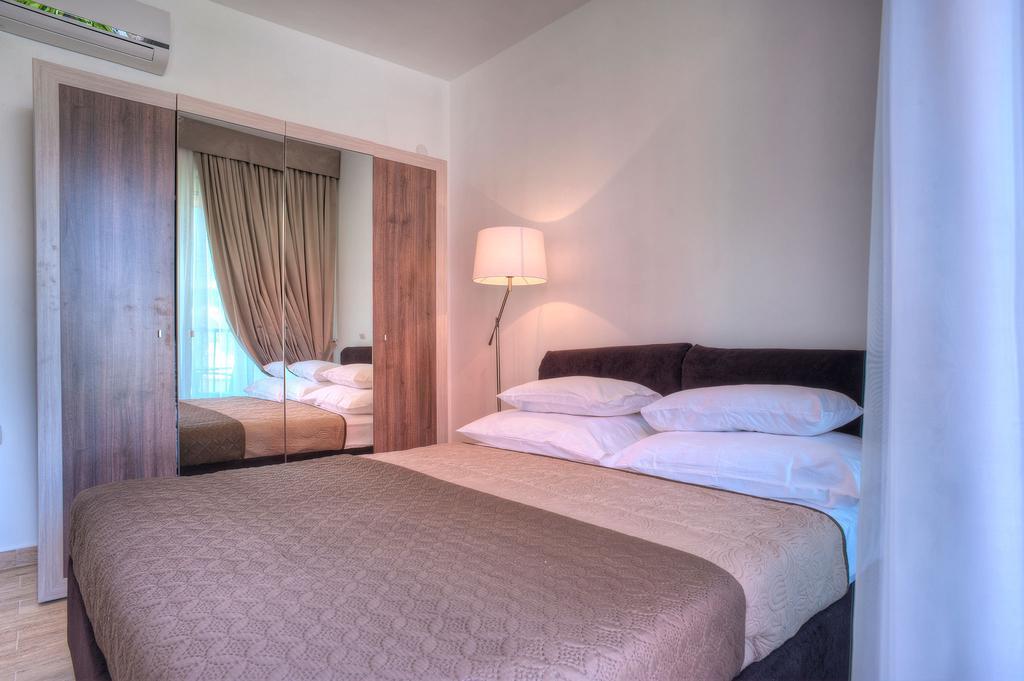 Guest House Przno Bay Sveti Stefan Exterior photo